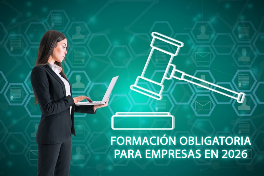 Profesional con portátil junto a un mazo de justicia sobre fondo verde con iconos de documentos y certificados. Formación obligatoria para empresas en 2026.